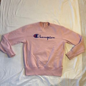 Light pink champion crew neck sweatshirt
